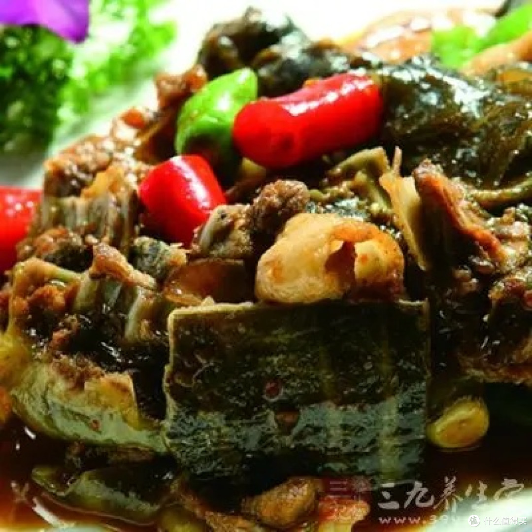 青椒焖沙鳖：湘乡风味，鲜辣醇浓