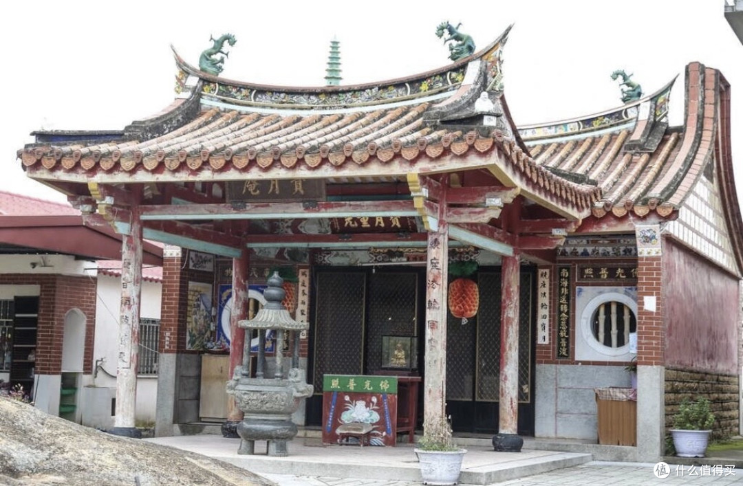 位于酒厂内的“宝月庵”