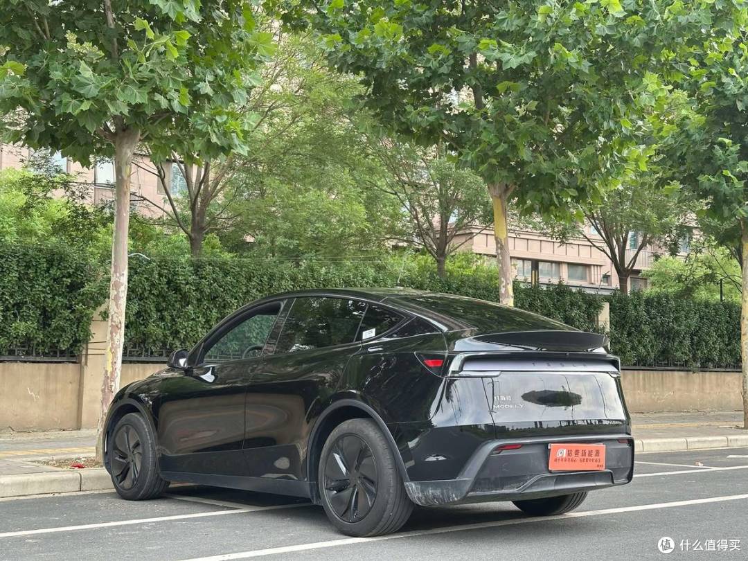半个月降两次,Model Y却缩水7000变3000,这笔账销售不会帮你算