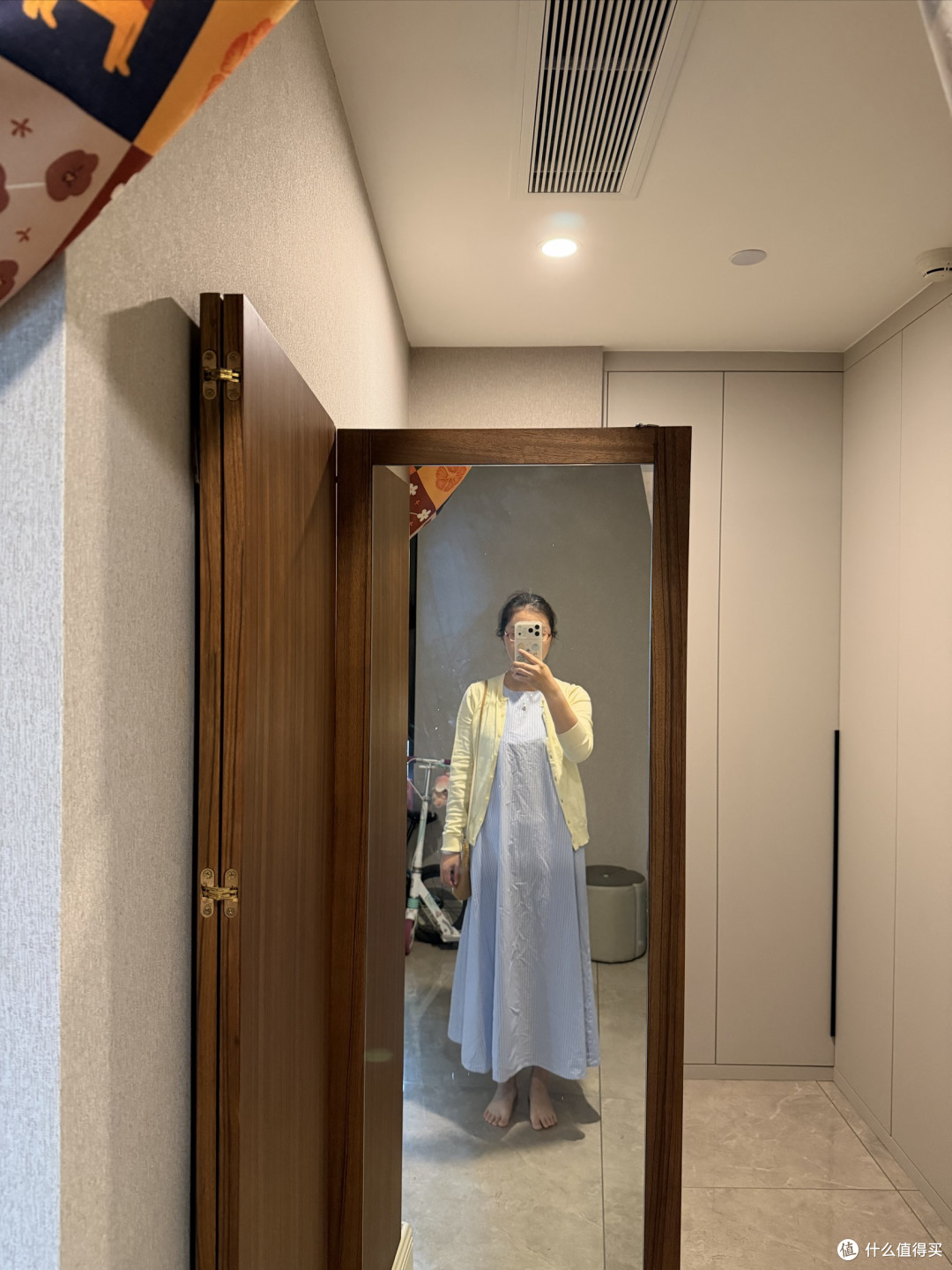 一件条纹背心裙|解锁初秋层次感