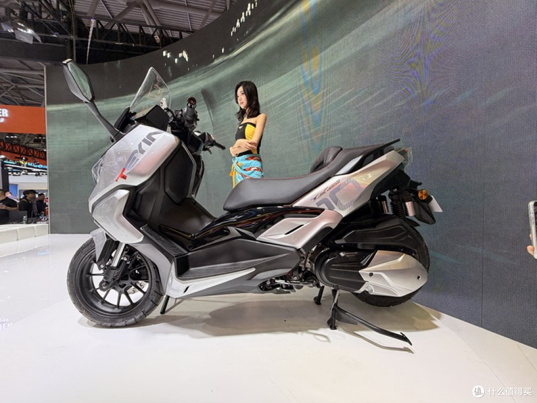 2026摩博会直击：天鹰TX450，六轴IMU满配电控，弯道踏板天花板