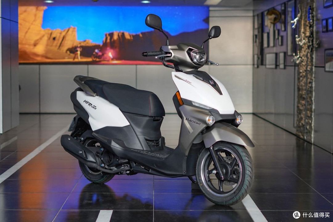 预算7-8千怎么选125踏板?入门平价车型挑选思路,豪爵NFR125