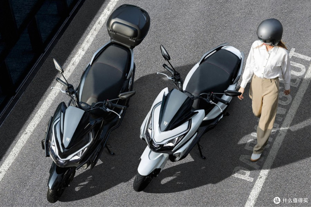 豪爵ADX125,把ABS+TCS拉下神坛的125通勤踏板