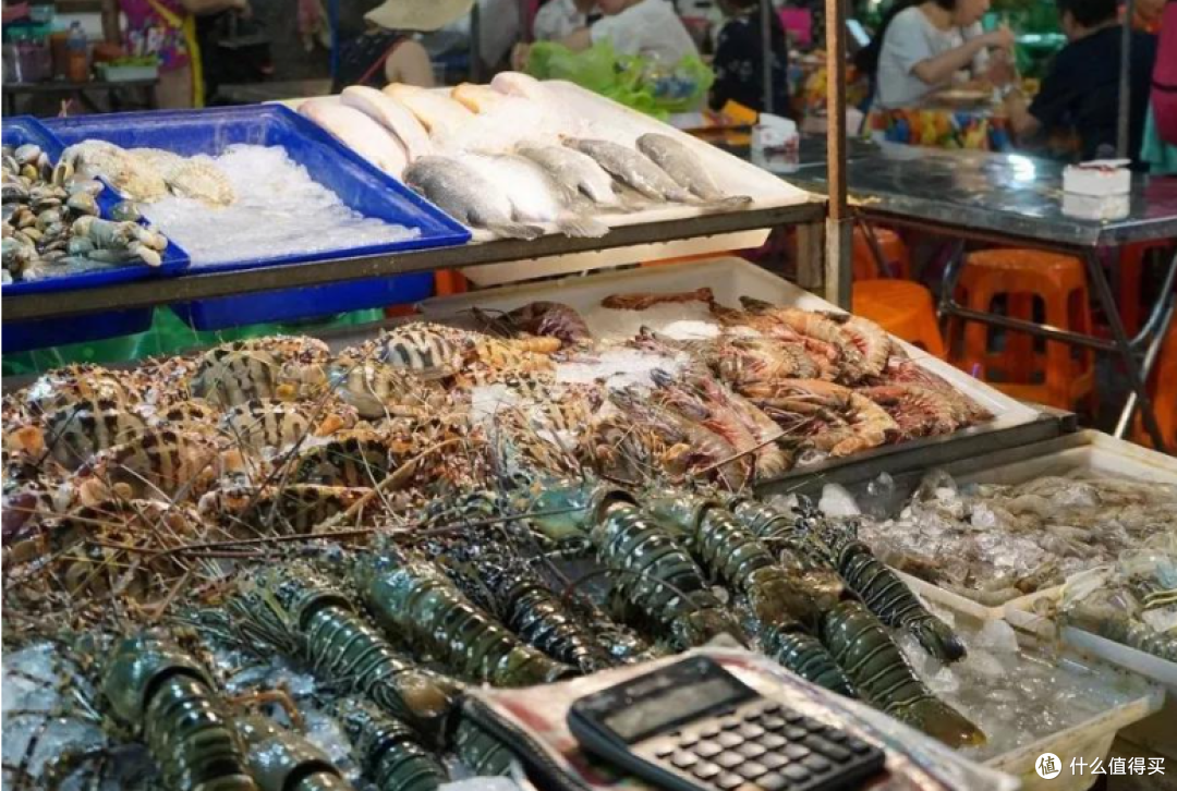 国庆家宴翻车实录:花300块买的海鲜,上桌后全家人沉默了……