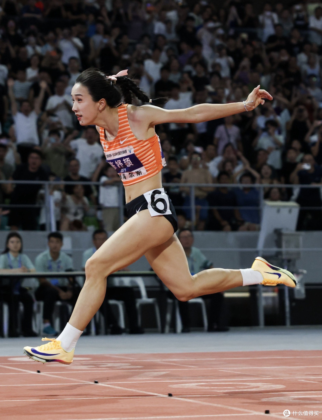 17岁陈妤颉逆风11秒06夺冠:普通跑者学这3招提升自己