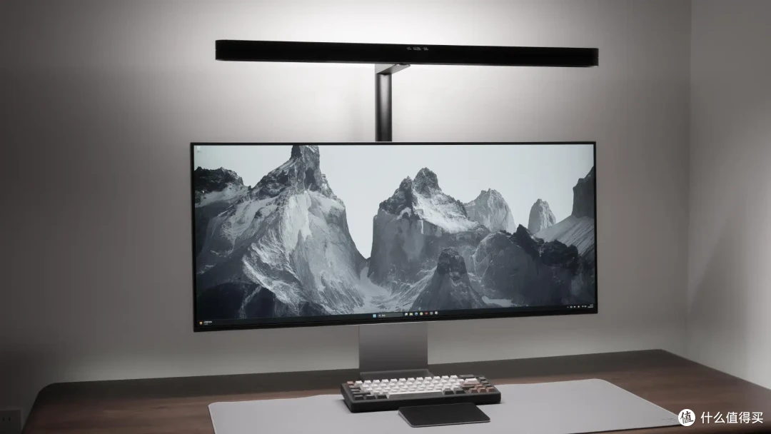 双屏用户不再凑活!明基 ScreenBar Max 首发评测