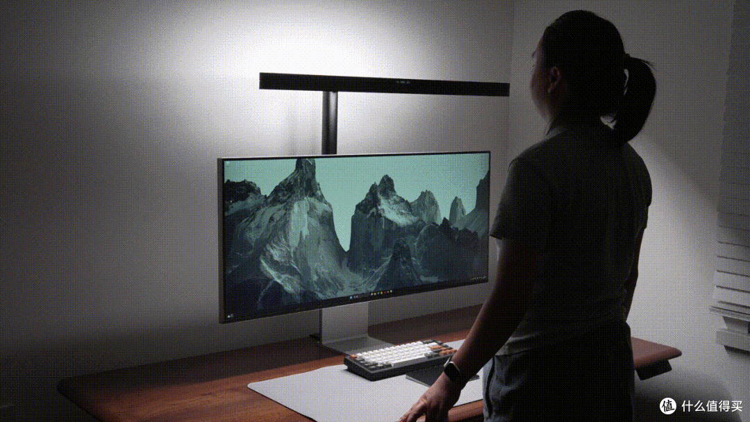 双屏用户不再凑活!明基 ScreenBar Max 首发评测