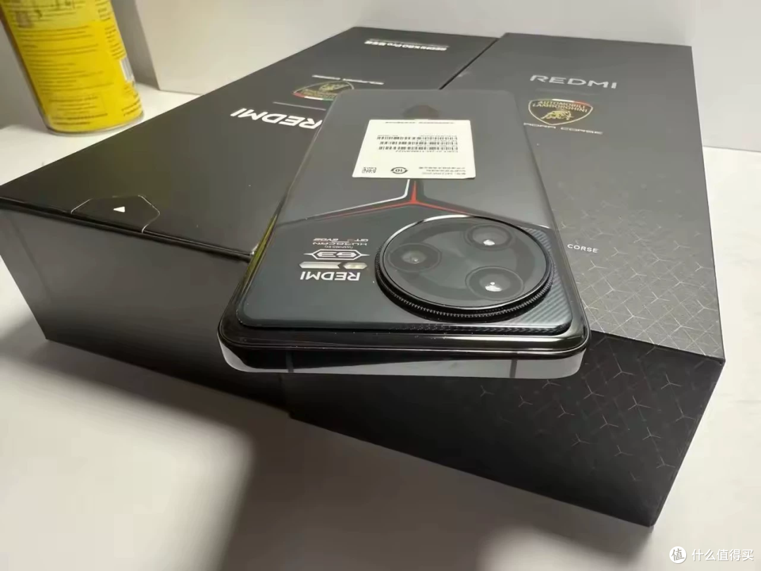 兰博基尼联名只值两百，K80 Pro 冠军版 998 元