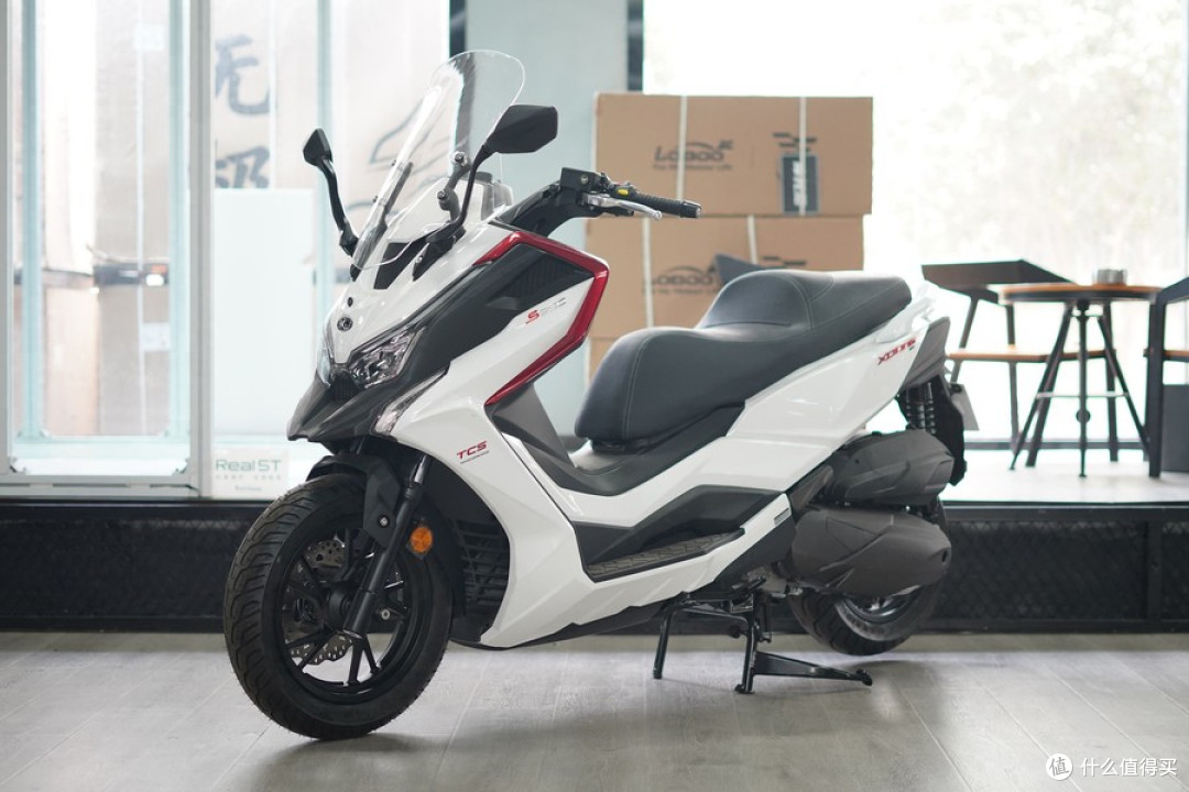 三万级的光阳赛艇S350,经典大踏板还值得选吗?