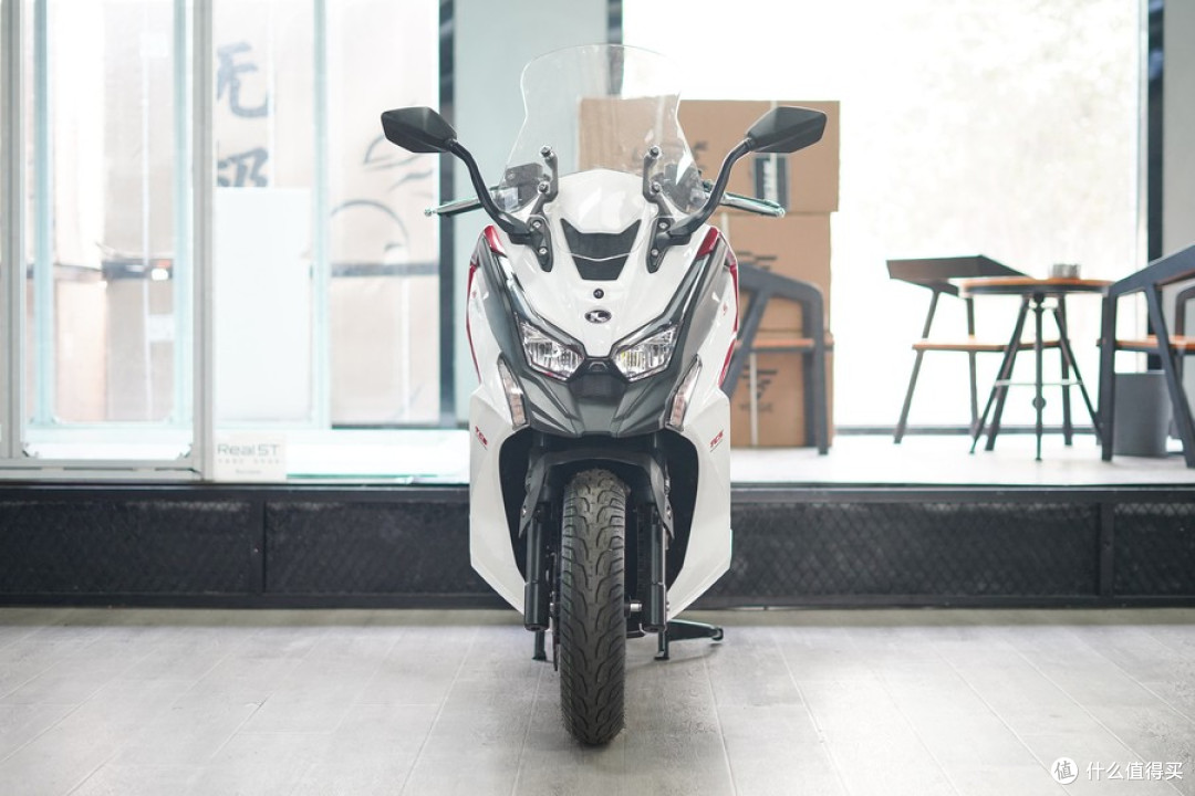 三万级的光阳赛艇S350,经典大踏板还值得选吗?