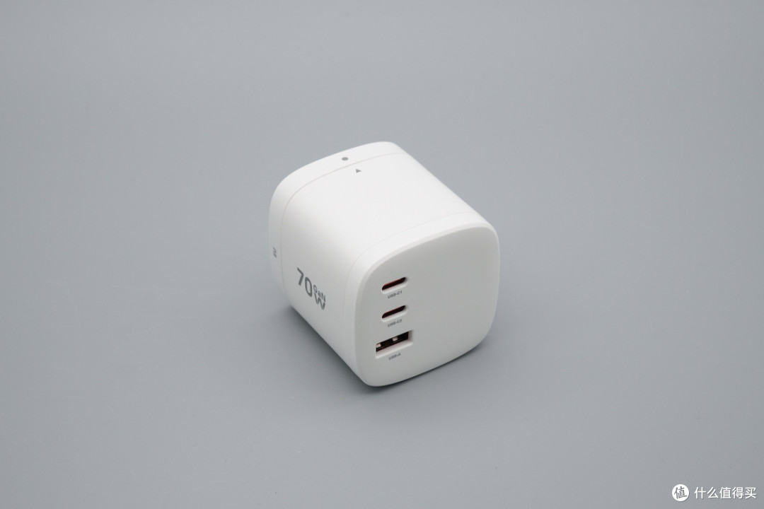 适配iPhone AVS 快充，Mukiya 70W 旋转插脚旅行充电器深度评测