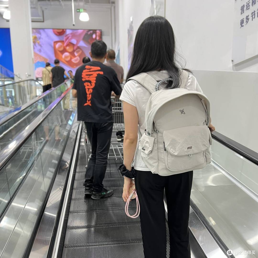 多面女性的随身搭档,ta治好了我的出门手忙脚乱和肩背煎熬