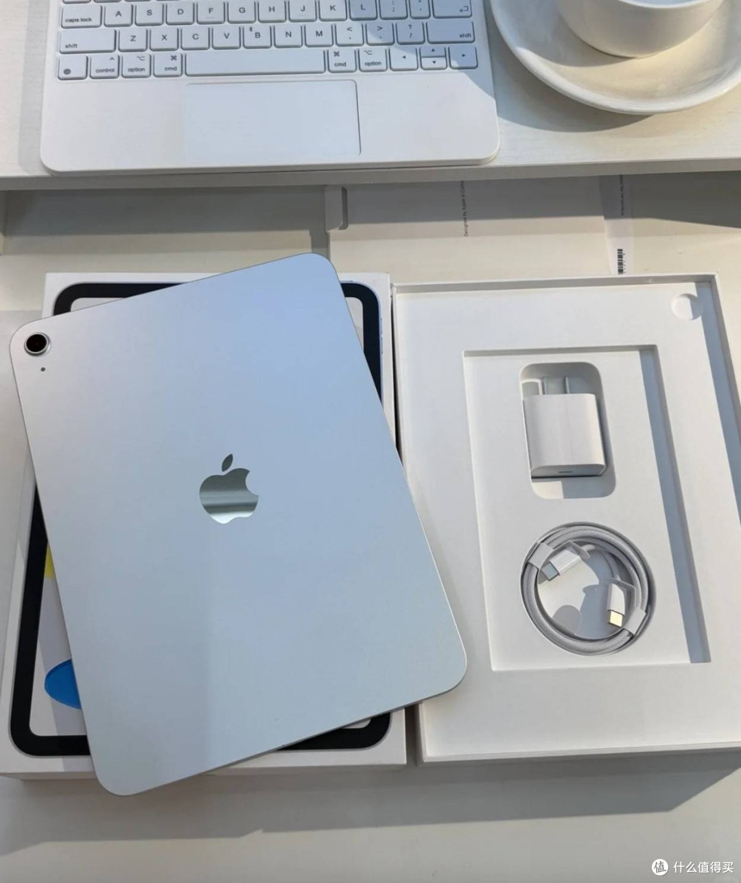 最便宜AI平板来了:iPad 12用A19+8GB+C1X,449美元加量不加价