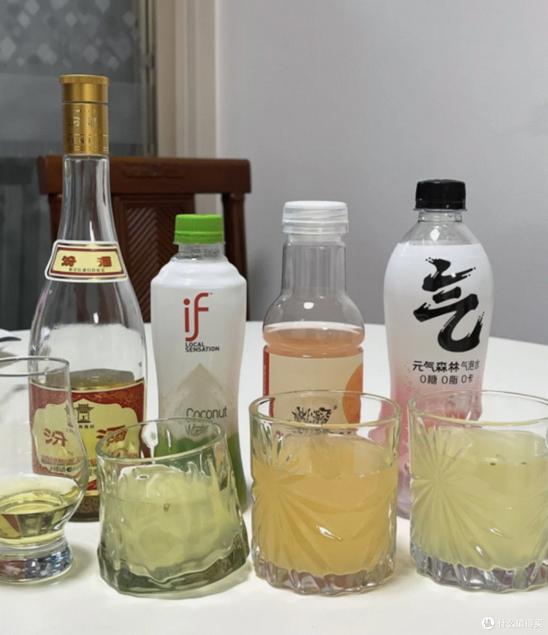 白酒年轻化这个赛道,茅台没走通的路,终究还是让汾酒先挤进去了