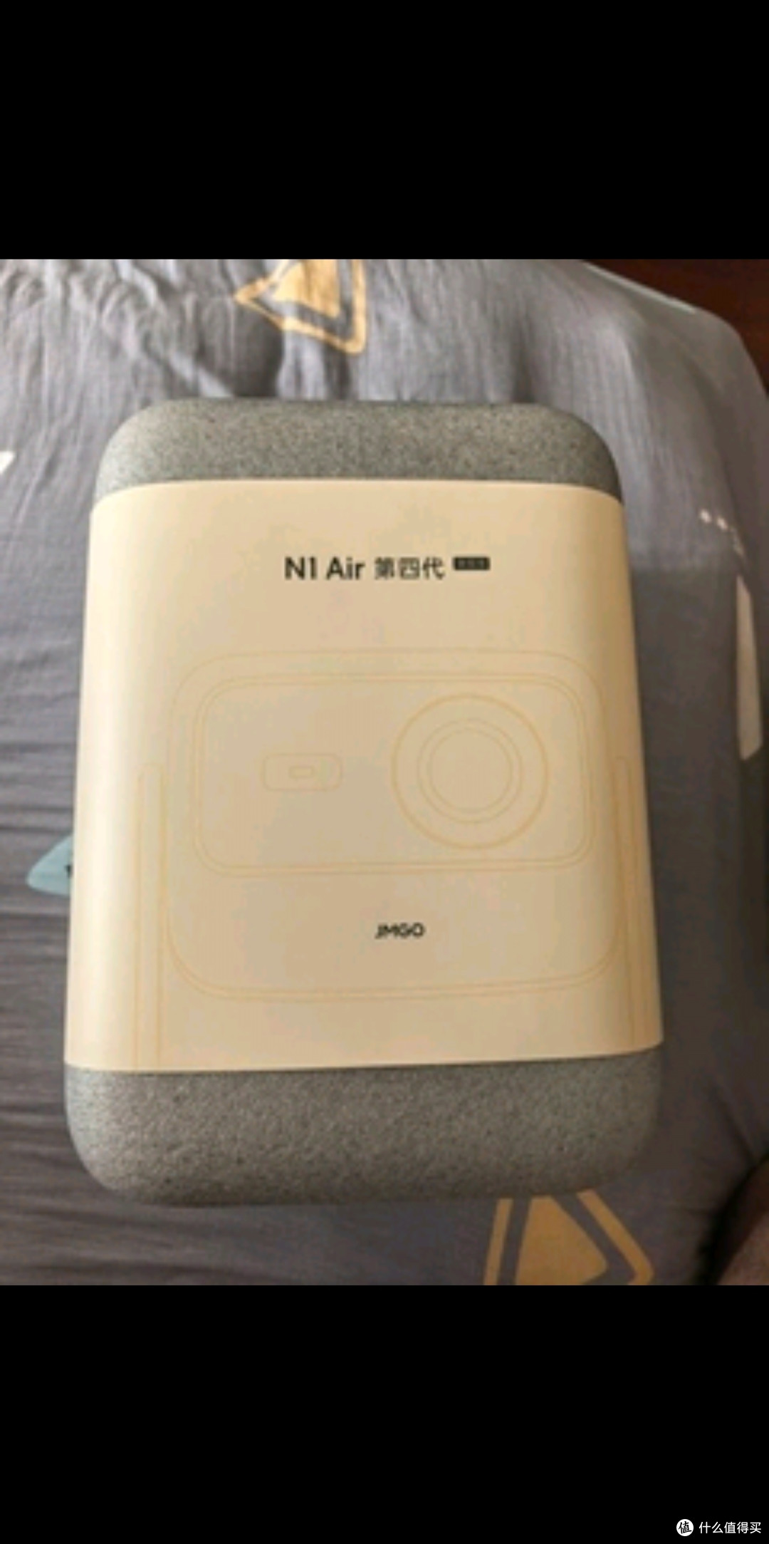 坚果N1 Air四代卧室投影评测