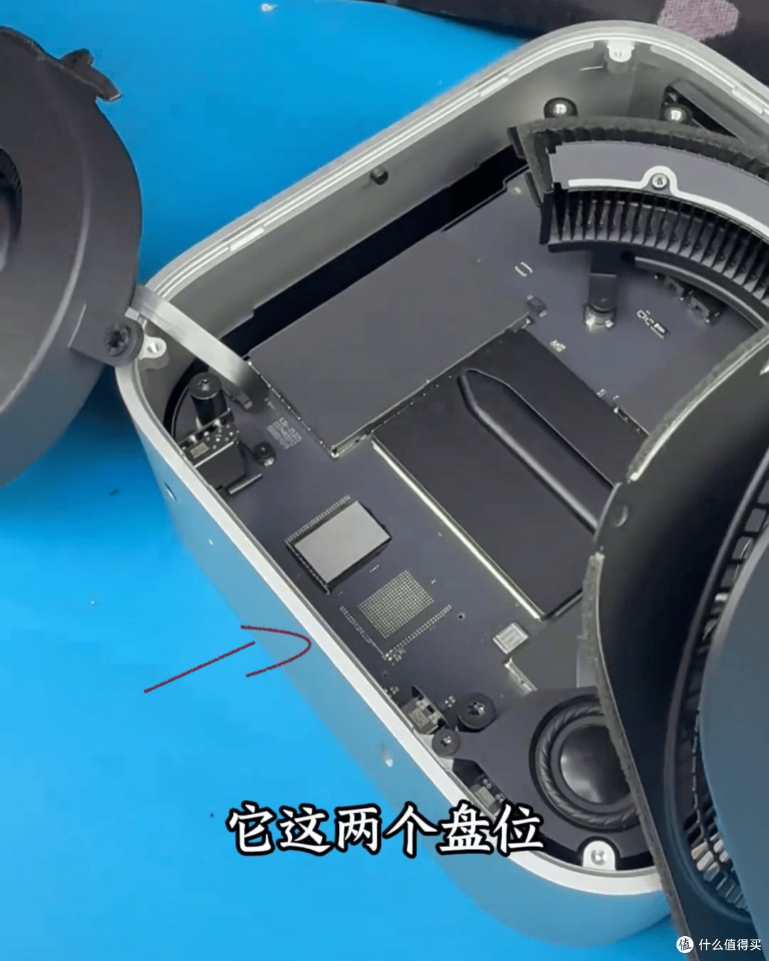 新 Mac mini M6 款巨变:硬盘变板载了!