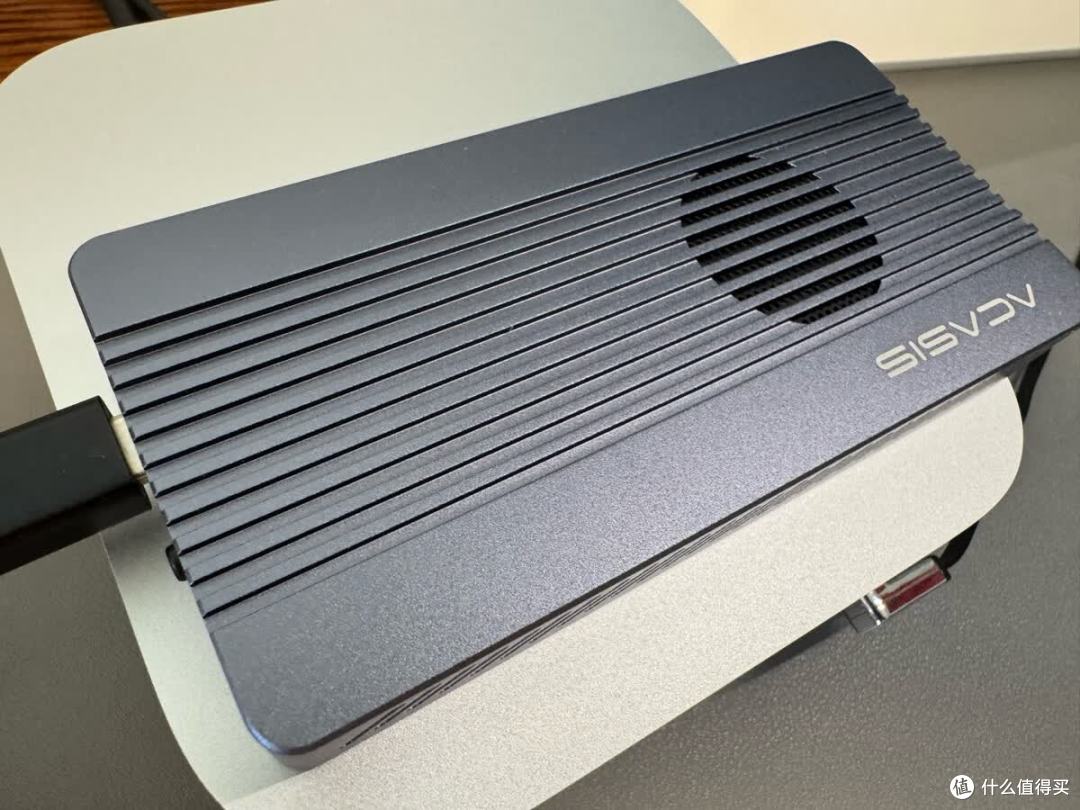 阿卡西斯USB4.0硬盘盒