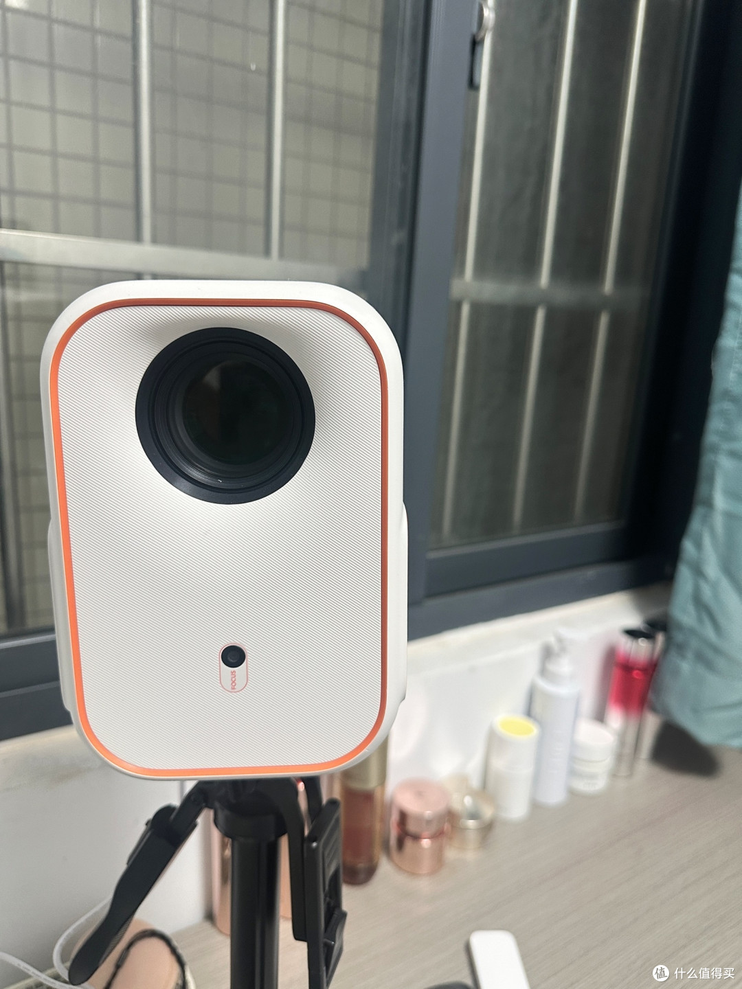 小明Q3Pro投影仪