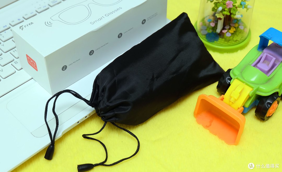 飞雅FIYA F3实测:高端瑞声AAC矩形扬声器塞入眼镜中是什么感觉