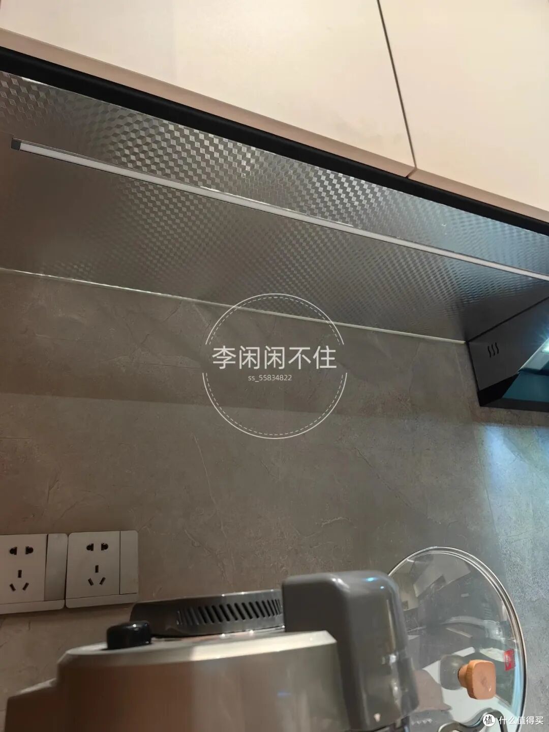 被年轻人的“家务消失术”惊呆了,毫不费力,就把家里收拾干净了