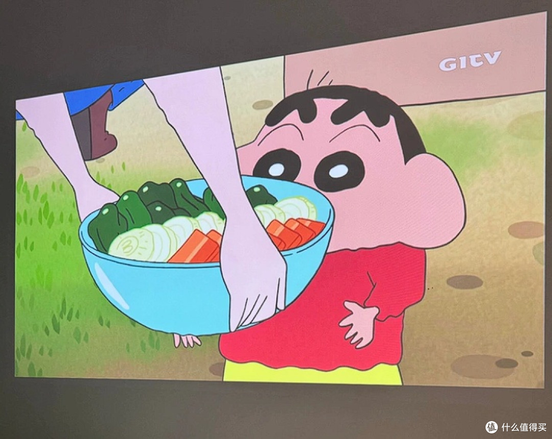 告别昂贵幕布!酥影Z8X实测真香体验