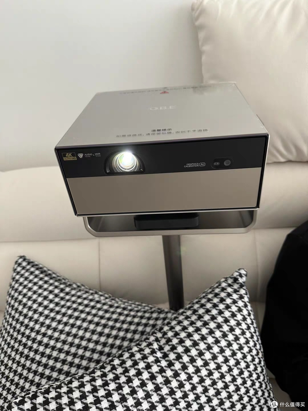大眼橙X30 Ultra高清激光投影实测