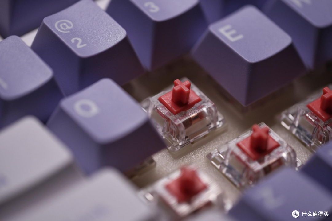 烟云紫静音红轴,GANSS GS3104TPro 这把键盘还挺适合放在办公位