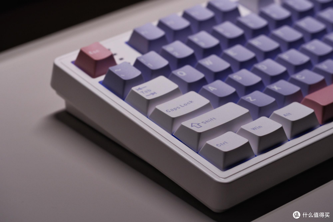 烟云紫静音红轴,GANSS GS3104TPro 这把键盘还挺适合放在办公位