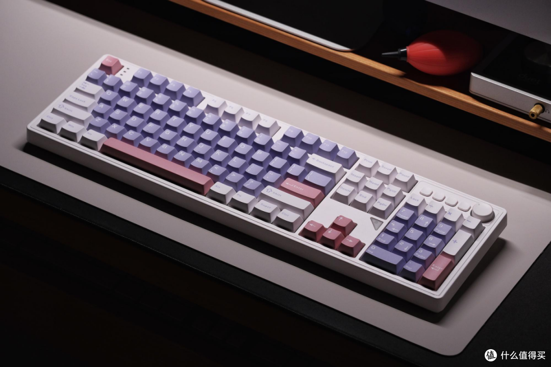 烟云紫静音红轴,GANSS GS3104TPro 这把键盘还挺适合放在办公位