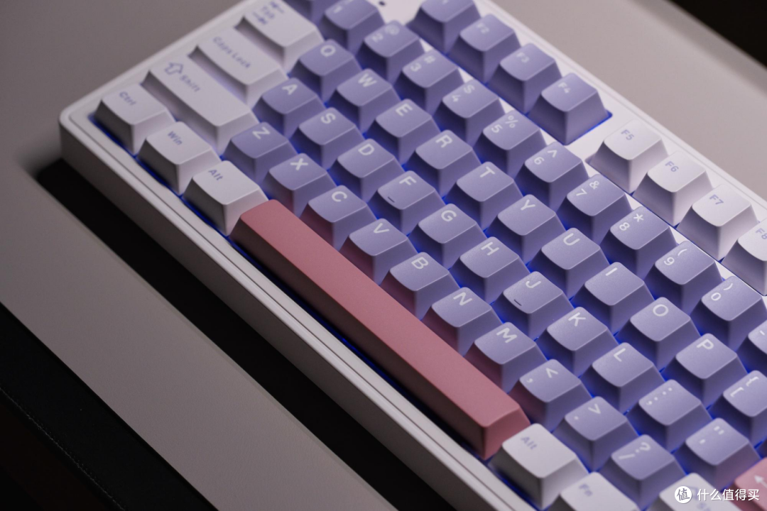 烟云紫静音红轴,GANSS GS3104TPro 这把键盘还挺适合放在办公位