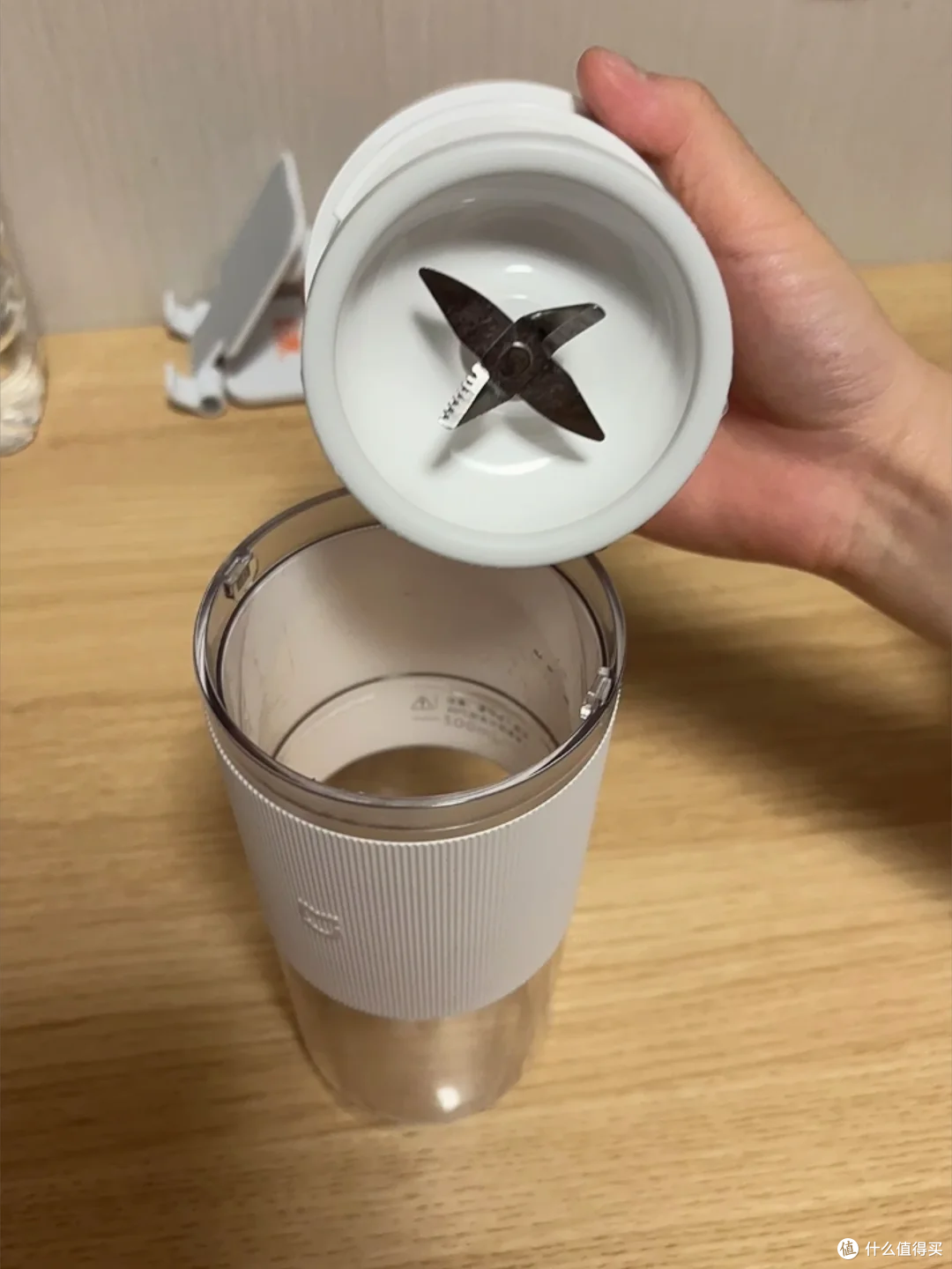 小型榨汁机真的有必要吗?百元便携榨汁杯实测