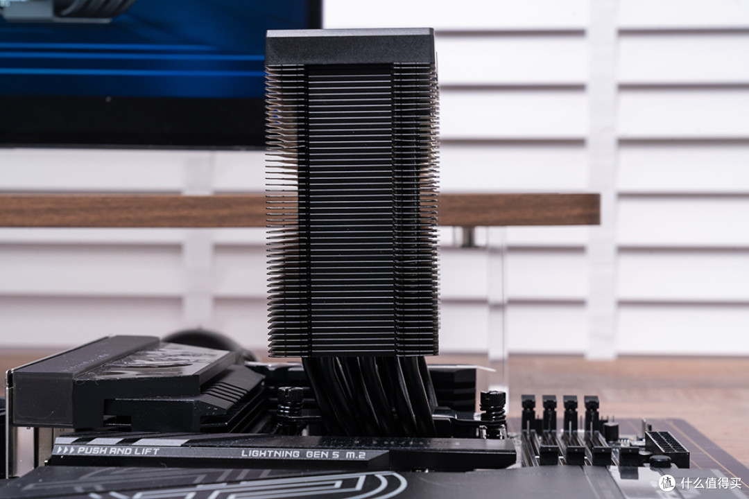 越级单塔风冷:银昕 FM600 Pro,平价体验旗舰级散热表现