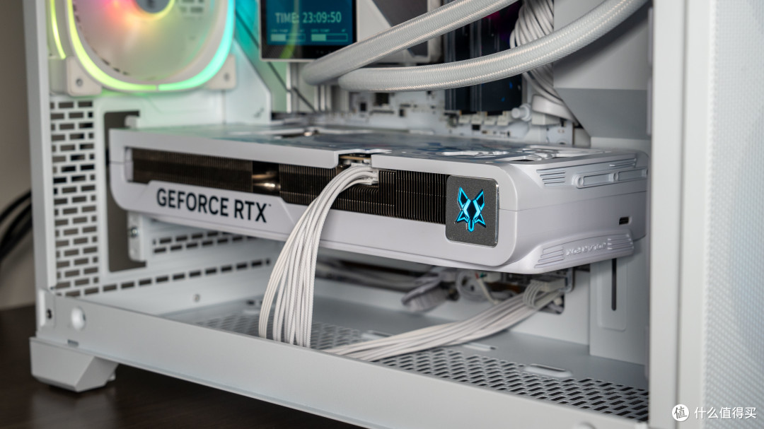 1W8小钢炮分享,98X3D+B850M+5070Ti,带你畅玩游戏