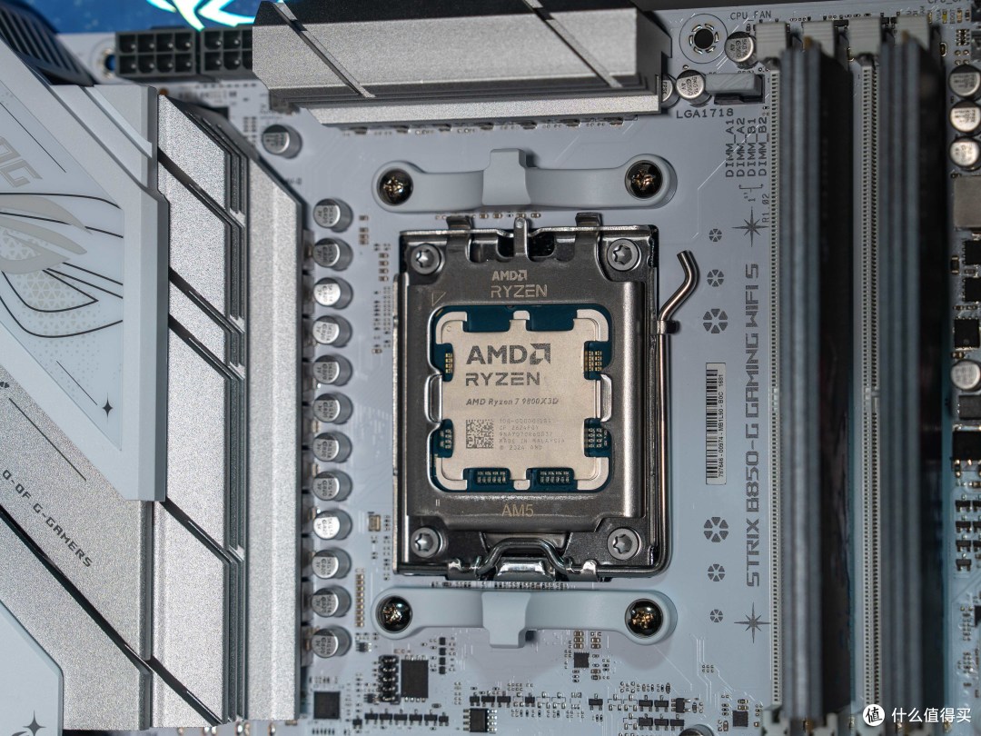 1W8小钢炮分享,98X3D+B850M+5070Ti,带你畅玩游戏