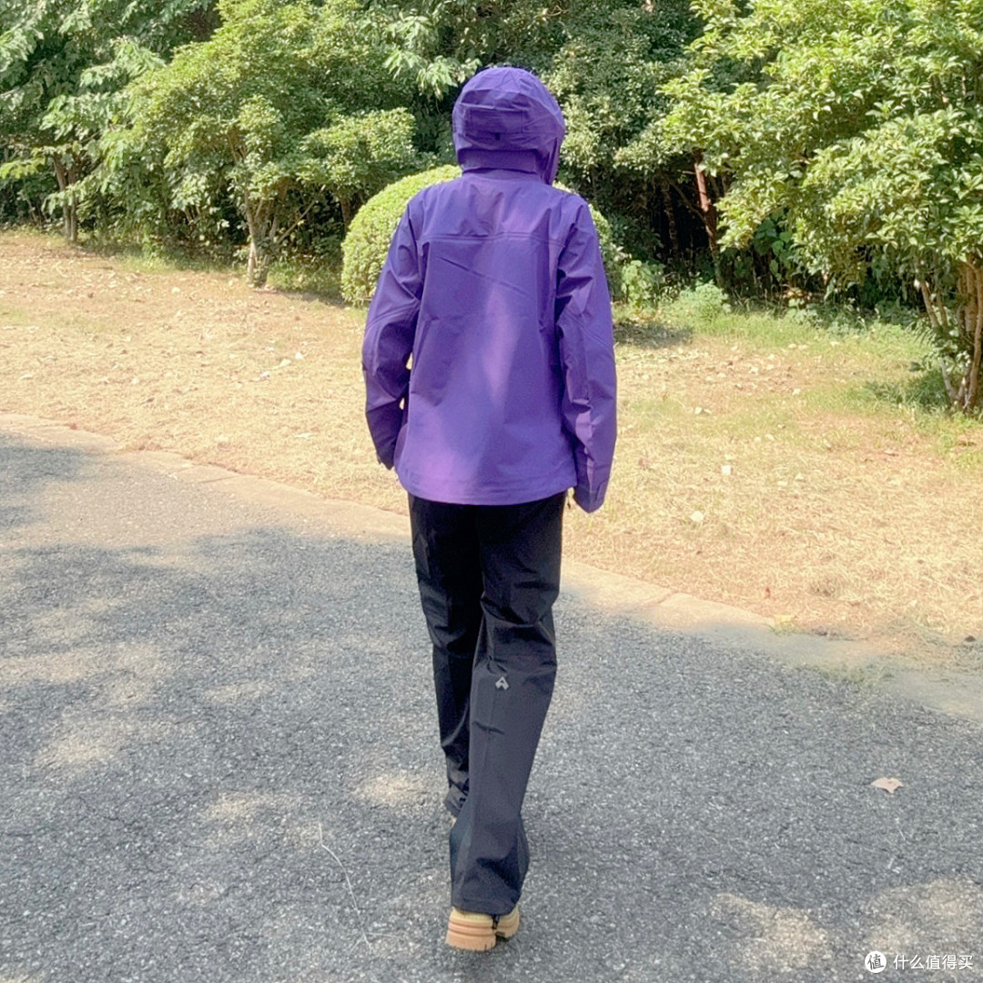 拓路者朱雀PRO+小鹰裤|捡漏各六百多,这套3L硬壳到底值不值?