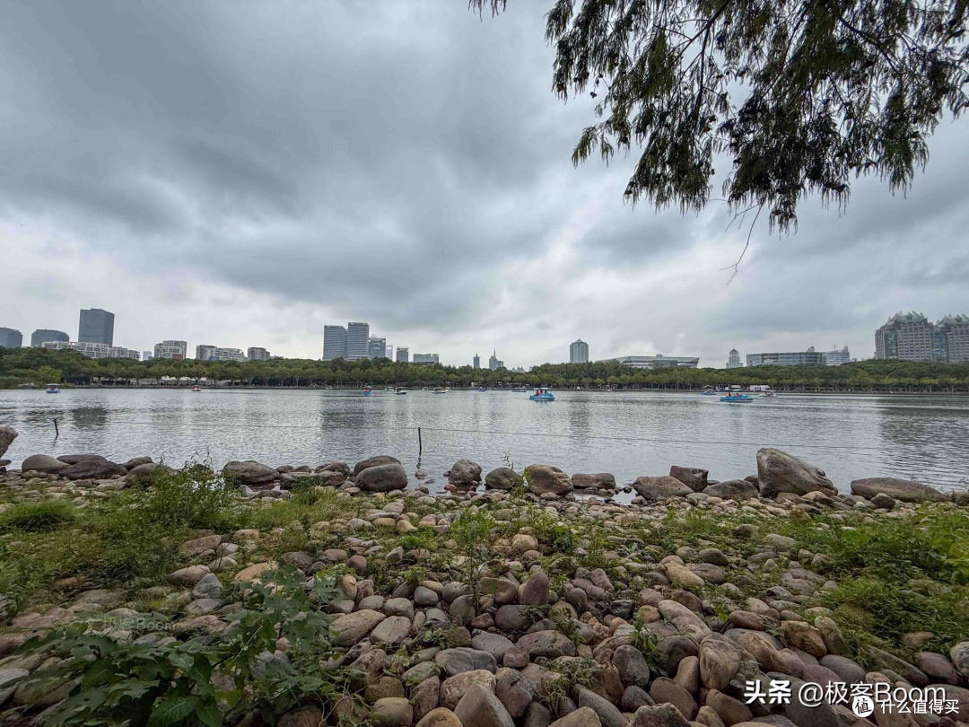 7倍望远镜的性价比之选：观穹7×28ED优缺点全解析
