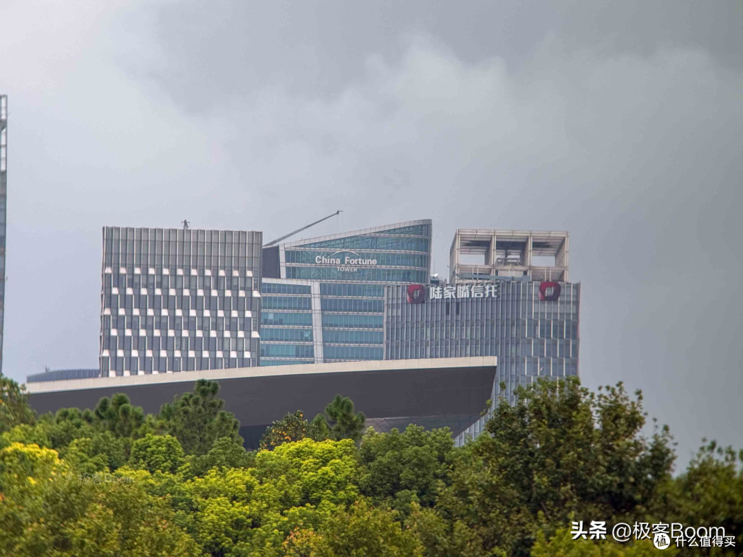 7倍望远镜的性价比之选：观穹7×28ED优缺点全解析