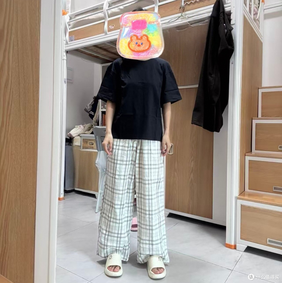 有种傻不愣登的感觉哈哈哈