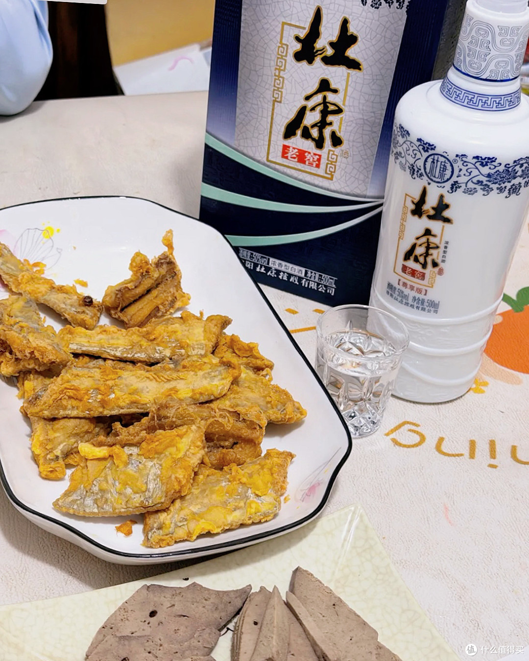 中秋家宴佐酒指南|一百多元整箱入手的口粮酒能撑起节日硬菜局?