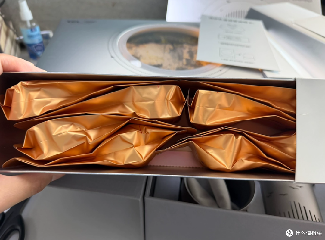 TCL 45周年礼盒流入二手鱼,纯钛茶具+流沙灯还有一堆周边才卖133