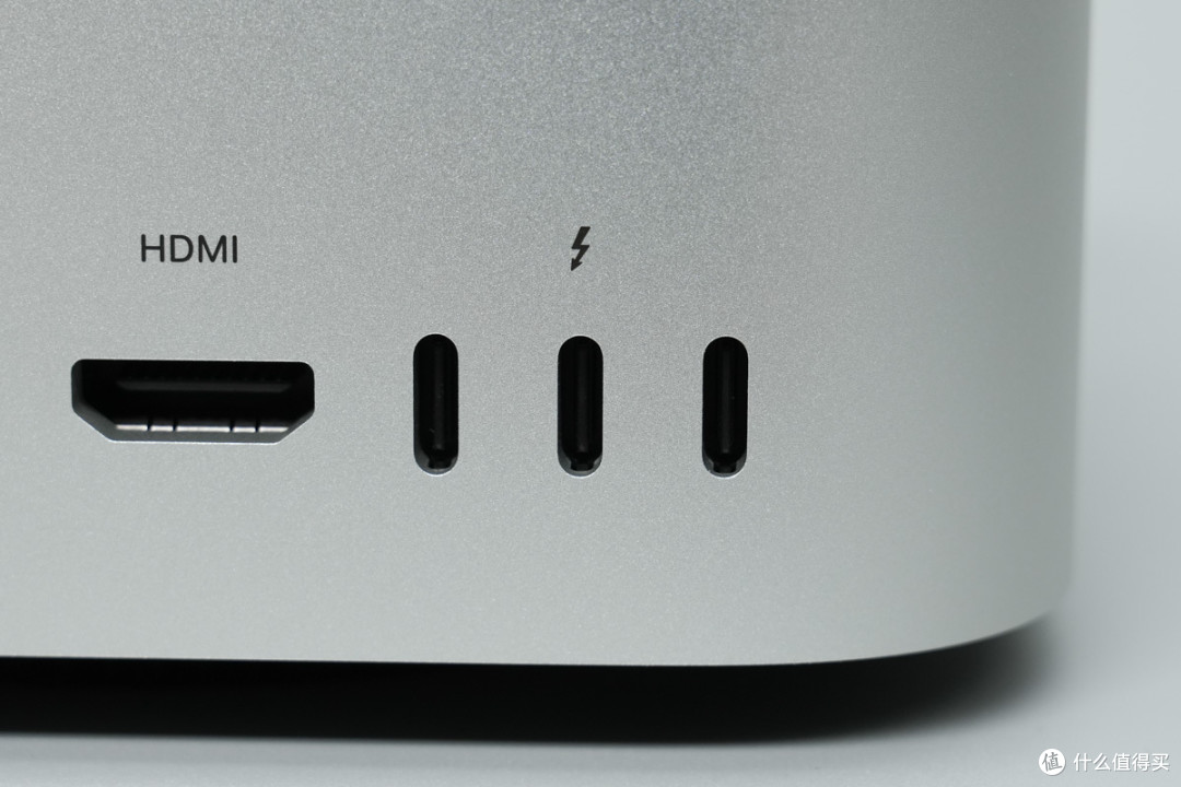 苹果M6 Mac mini迷你主机6999起做得如何?拆解看看