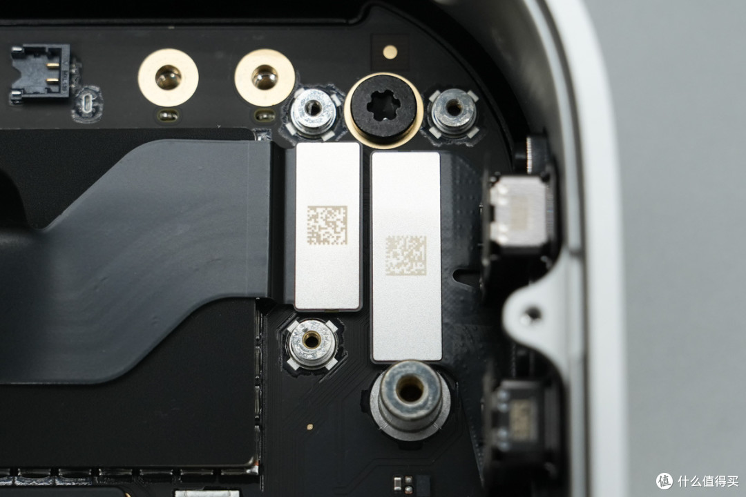苹果M6 Mac mini迷你主机6999起做得如何?拆解看看