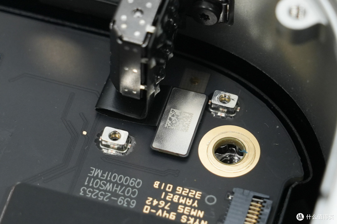苹果M6 Mac mini迷你主机6999起做得如何?拆解看看