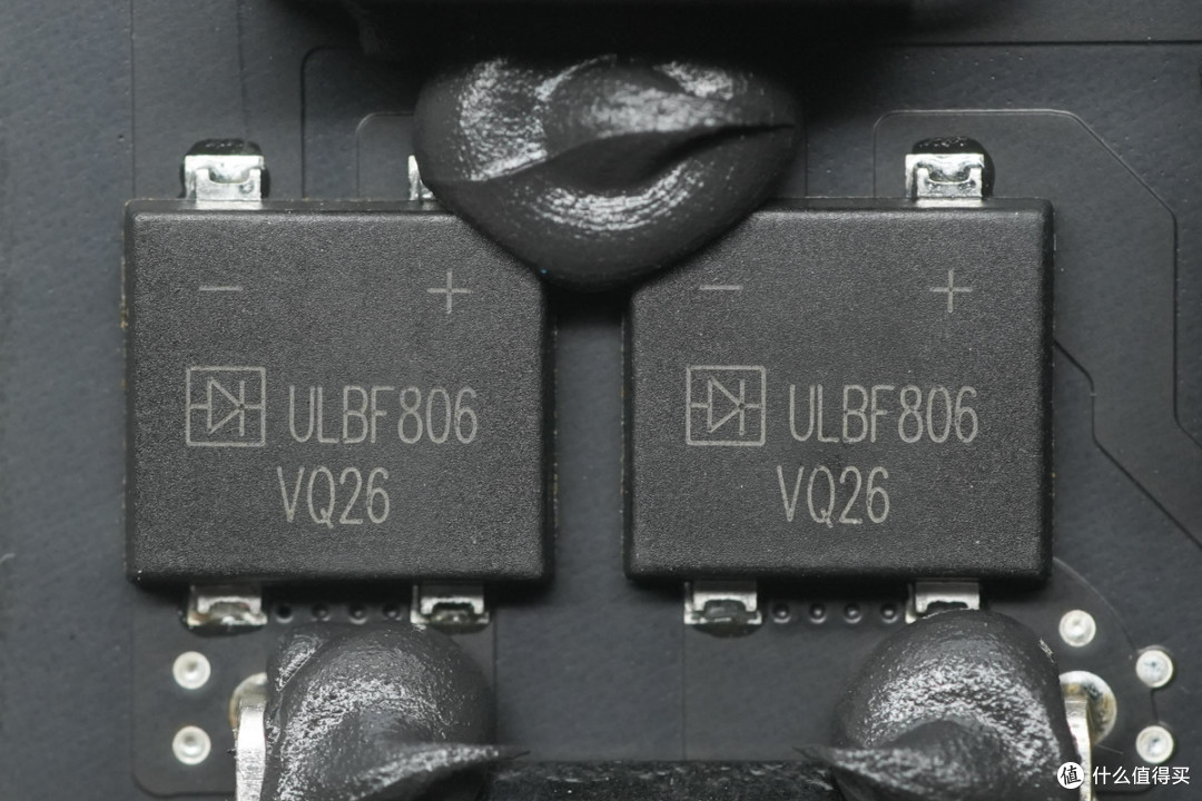 苹果M6 Mac mini迷你主机6999起做得如何?拆解看看
