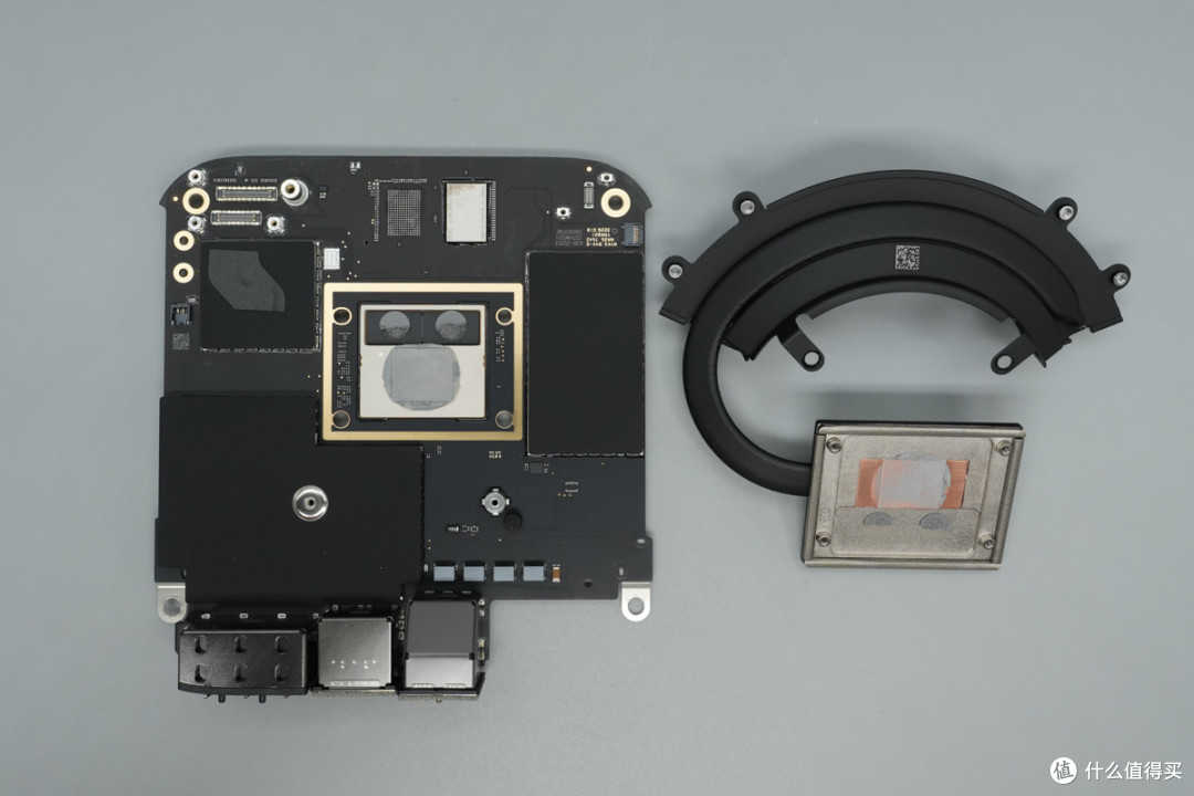 苹果M6 Mac mini迷你主机6999起做得如何?拆解看看