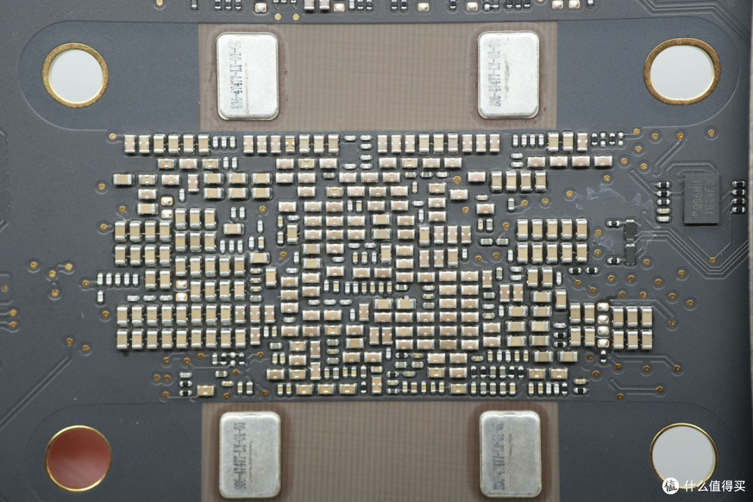 苹果M6 Mac mini迷你主机6999起做得如何?拆解看看