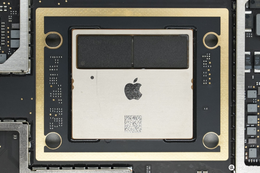 苹果M6 Mac mini迷你主机6999起做得如何?拆解看看