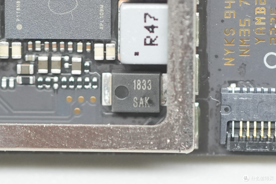 苹果M6 Mac mini迷你主机6999起做得如何?拆解看看
