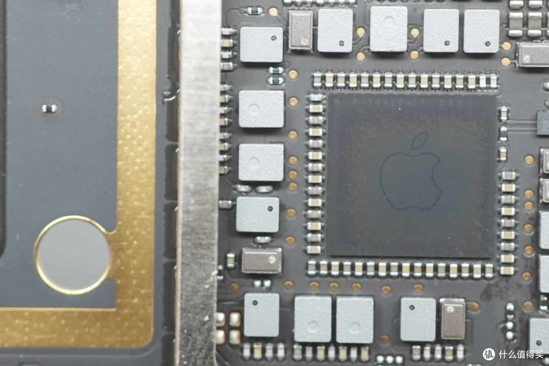 苹果M6 Mac mini迷你主机6999起做得如何?拆解看看