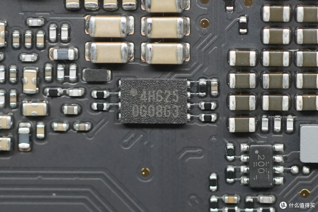 苹果M6 Mac mini迷你主机6999起做得如何?拆解看看